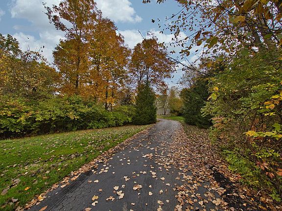2nd image of 2462 Swisher Creek Dr