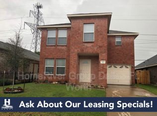 7423 Pineberry Rd, Dallas, TX 75249