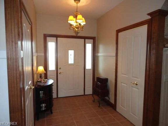 2nd image of 723 Dale Ave NW
