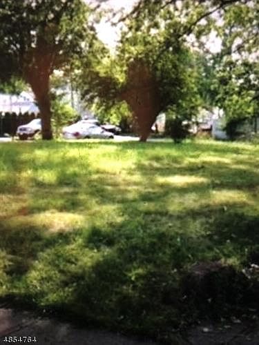 2nd image of 801 E Elizabeth Ave