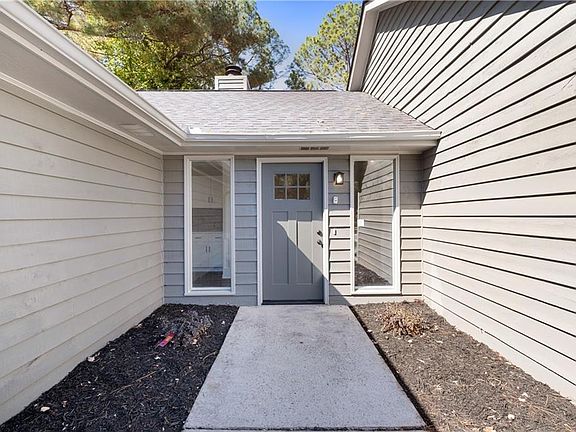 4th image of 1603 Golf Link Dr