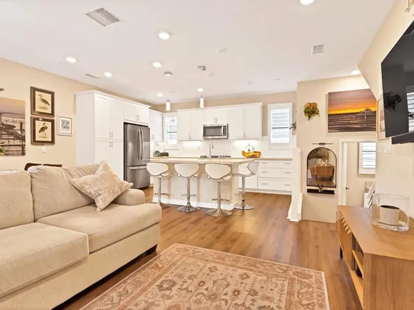 2816 Via Alta Pl, San Diego, CA 92108