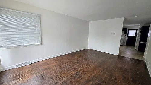 651 S. 63rd St. Apt. 1 - Large 3 Bedroom Lower Apartment with Appliances at Johnson's Woods — Photo 3
