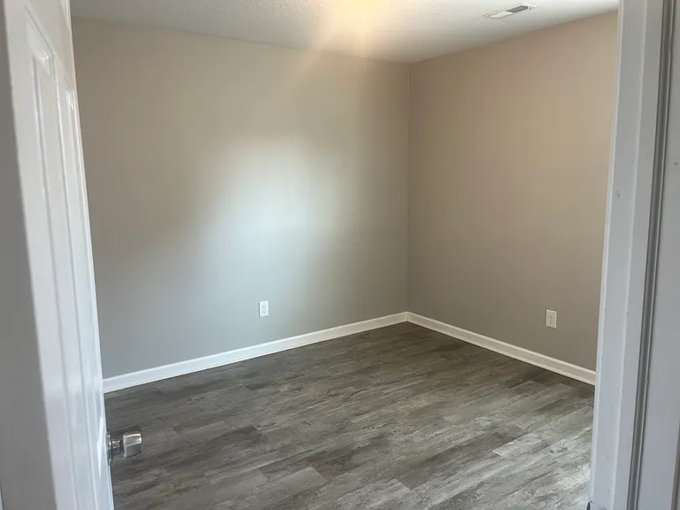 7117 SW Greenview Dr — Photo 4