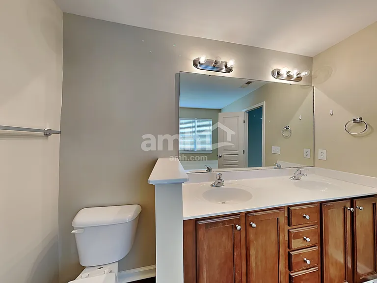 1748 Main Divide Dr — Photo 15