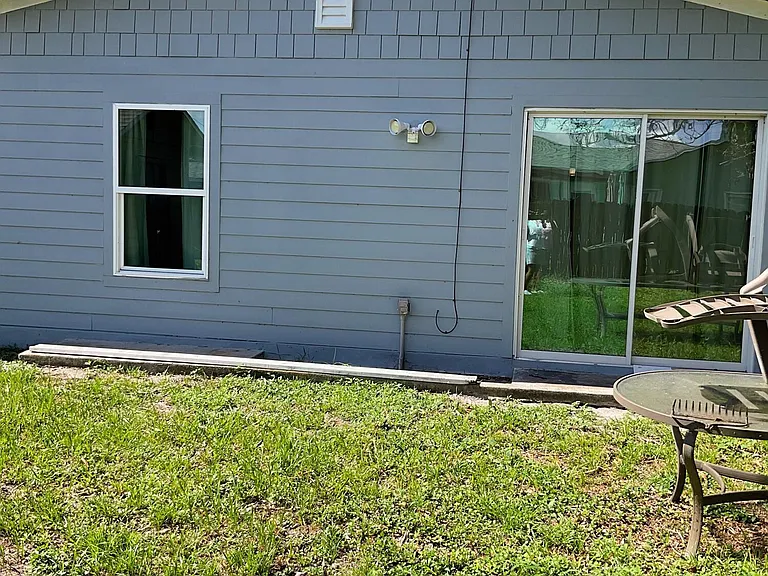 1490 Port Malabar Blvd NE — Photo 3