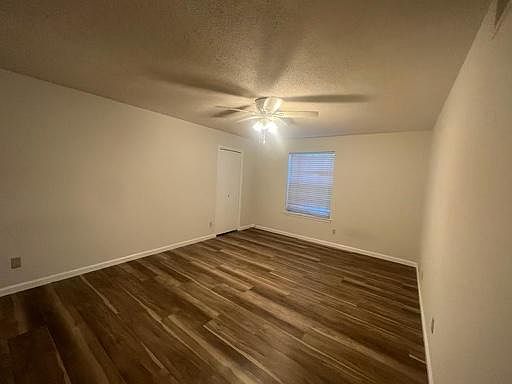 3rd image of 3371 Kingswood Ct #B