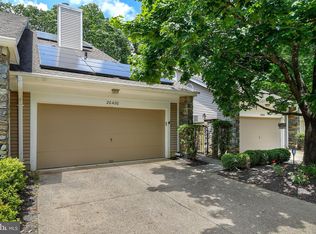 20420 Remsbury Pl, Montgomery Village, MD 20886