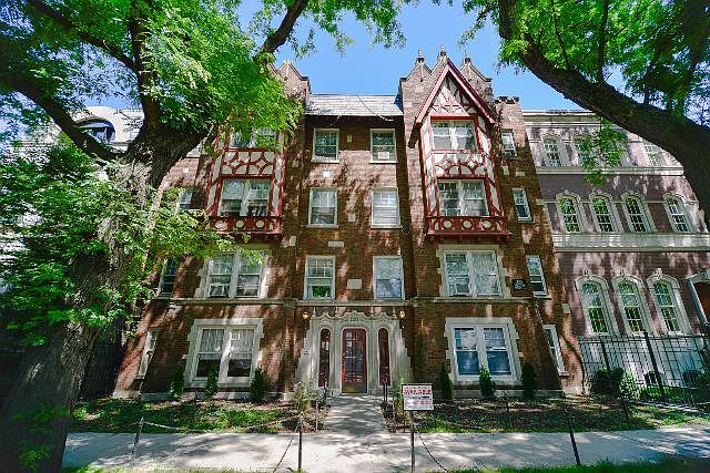 1st image of 2129 N Dayton St #802