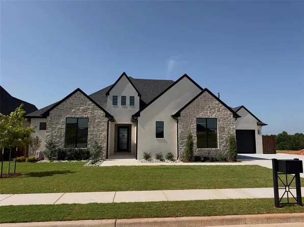 3025 Chickadee Ln, Edmond, OK 73012