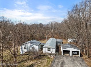 255 Brady Ln, Brandenburg, KY 40108