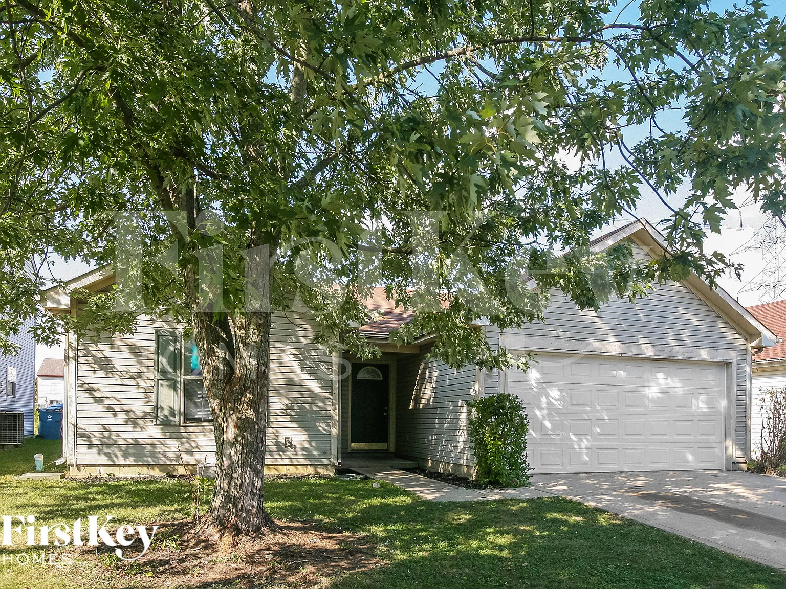 3 bed, 2.0 bath, 1043 sqft, $1,670 — Photo 2