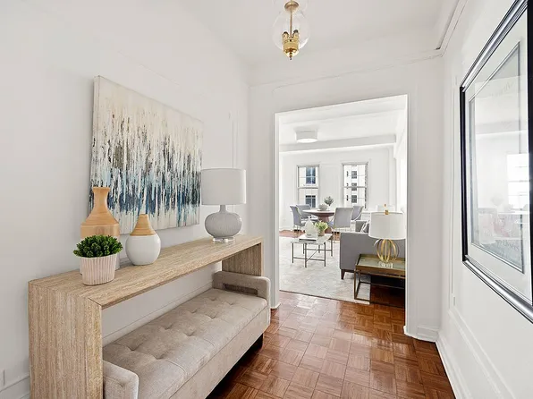 70 Remsen St APT 9C, Brooklyn, NY 11201