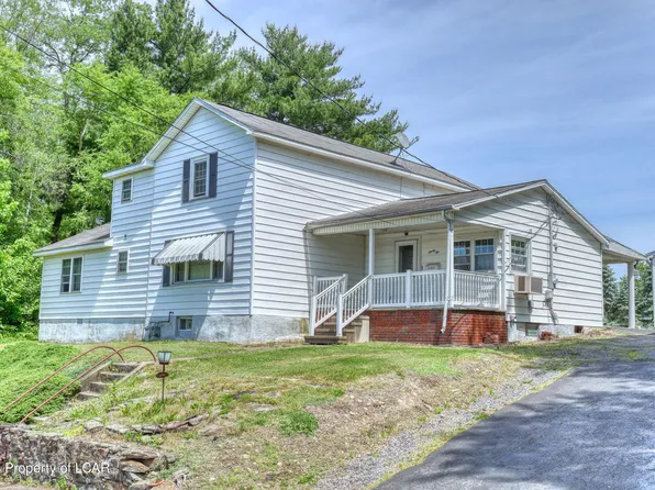 92 Valentine St, Moosic, PA 18507