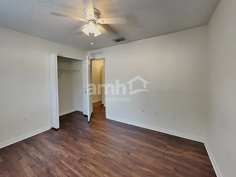 5528 Cougar Park Ct — Photo 16