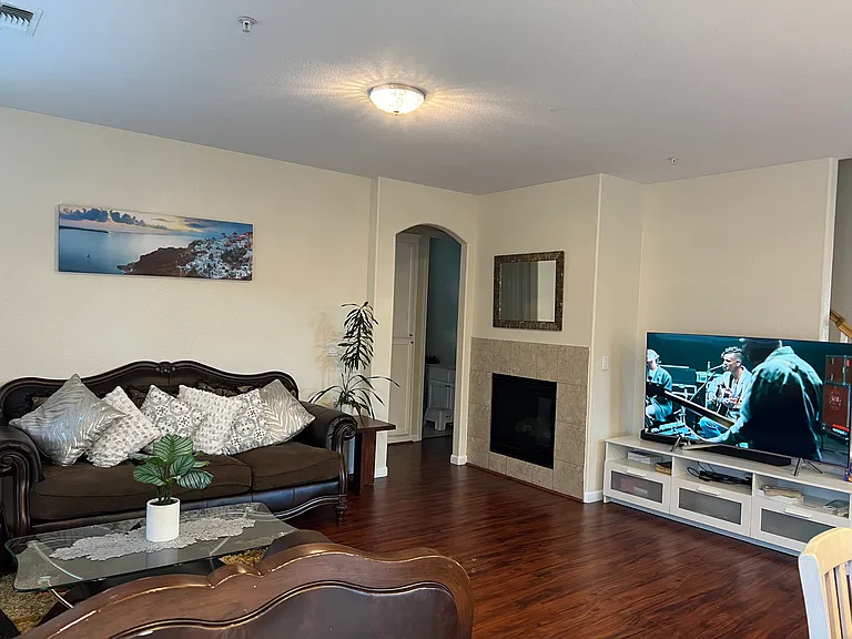 274 Altadena Cir — Photo 23