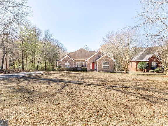 2nd image of 126 Pineworth Pointe Dr