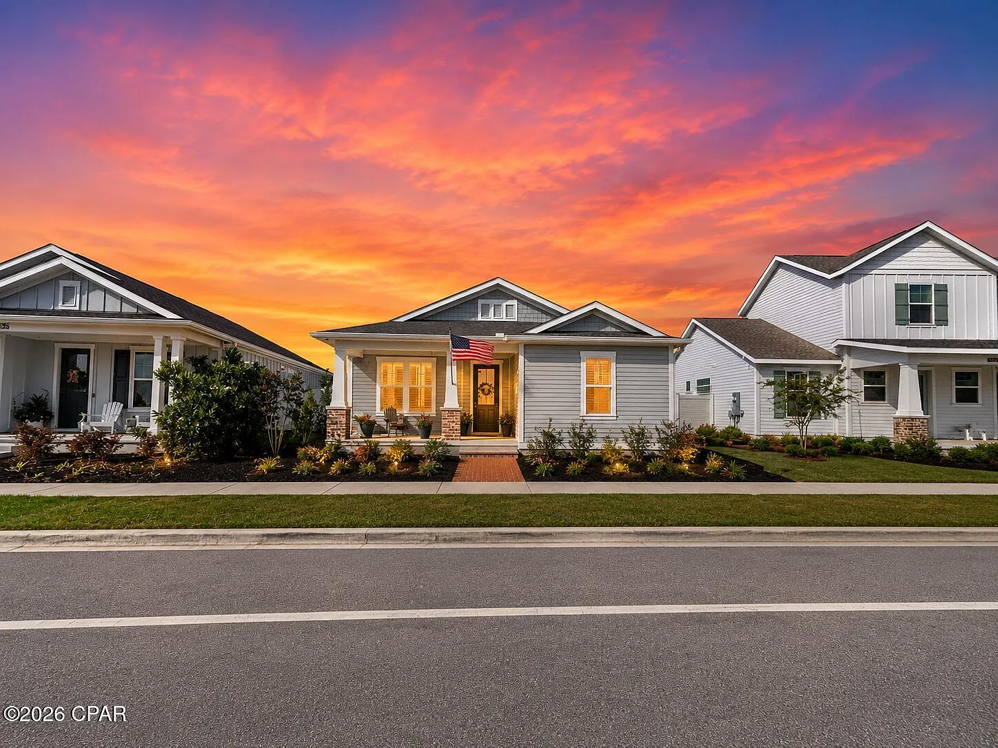 4 bed, 2.5 bath, 2043 sqft, $3,800 — Photo 3