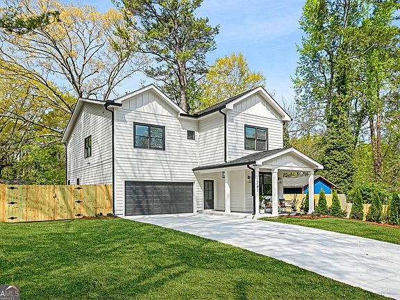 2nd image of 1741 Thomas St