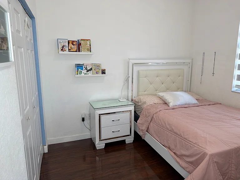 22430 SW 88th Path — Photo 2