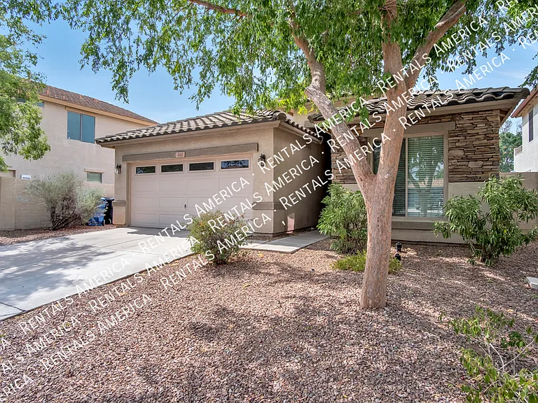 4451 E Moreno Ct — Photo 1