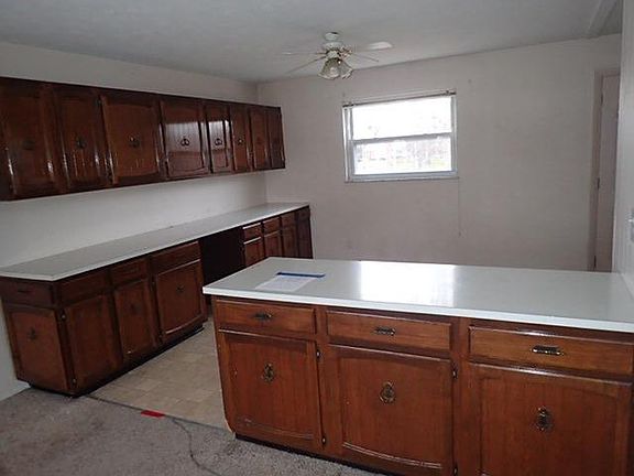 3rd image of 4498 Saint Dominic Dr