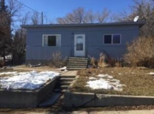 215 10th Ave S, Shelby, MT 59474