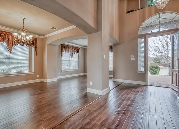 5th image of 2660 Glen Haven Ct