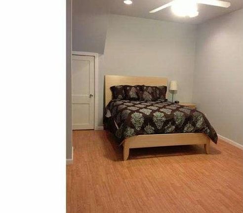 4th image of 5513 W Girard Ave #1