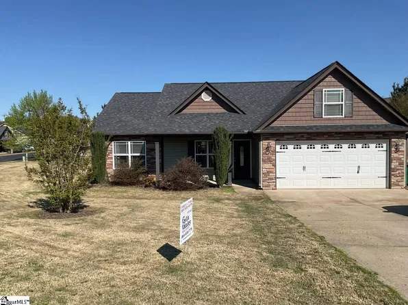 313 Gleaner Dr, Inman, SC 29349