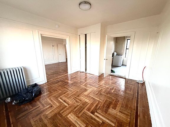 3rd image of 2277 Andrews Ave N #6D