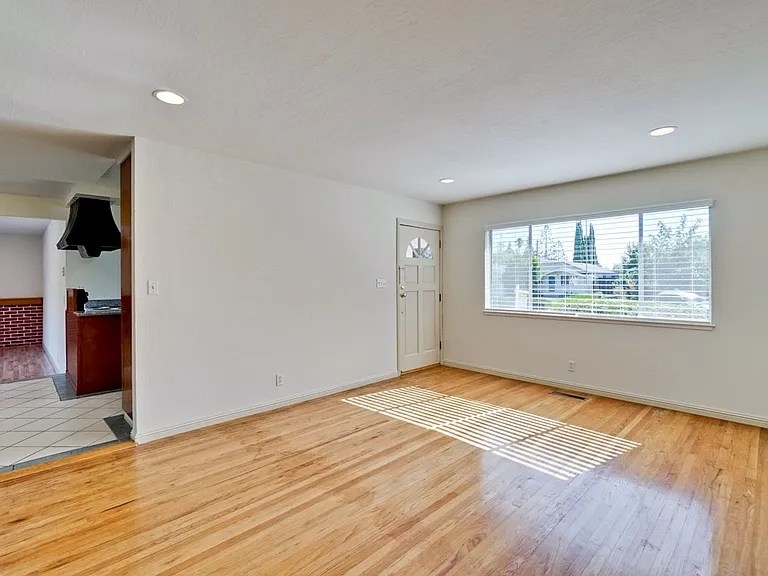 1109 White Cliff Dr — Photo 26