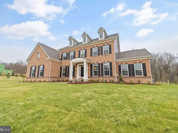 2102 Saint James Rd, Accokeek, MD 20607