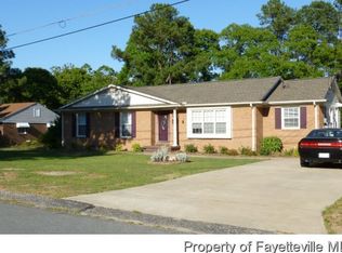 5330 Hampton Rd, Fayetteville, NC 28311