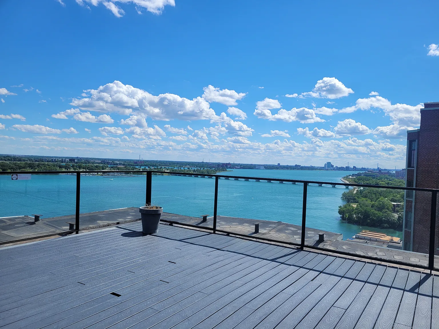 1 bed, $1,250 — Photo 2