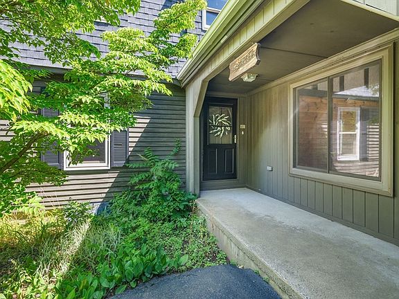 3rd image of 17 Kernwood Hts