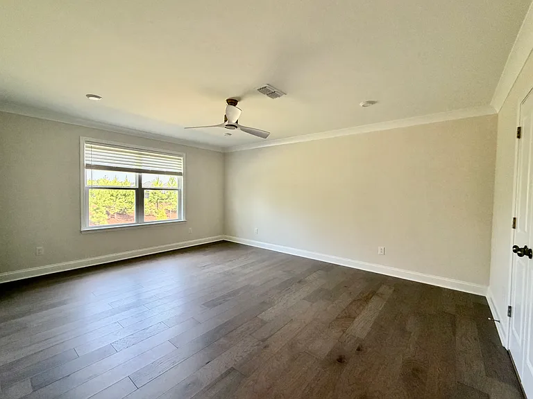 11212 Glasden Rd — Photo 33