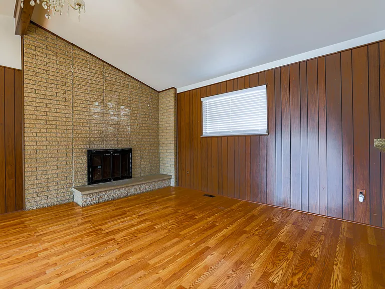 36389 Almont Ct — Photo 11