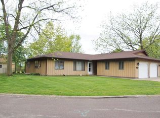 107 Kem St, East Peoria, IL 61611