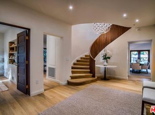 606 N Oakhurst Dr, Beverly Hills, CA 90210