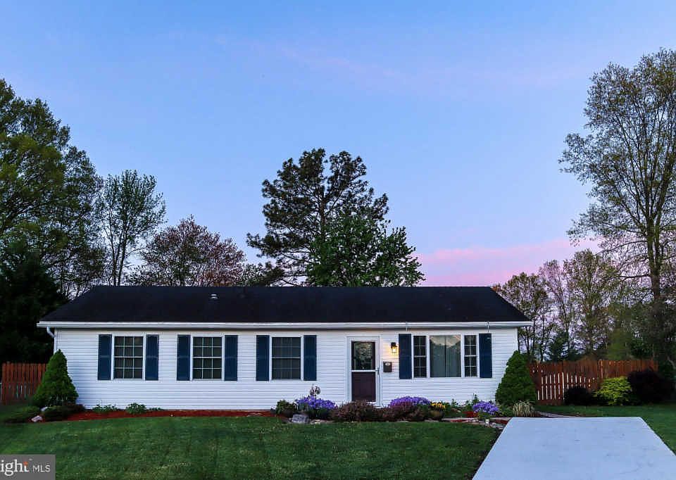 1st image of 2501 Burlwood Ct