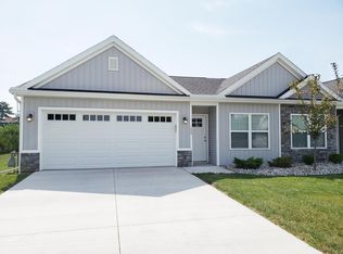 1017 Firecreek Ct, Temperance, MI 48182