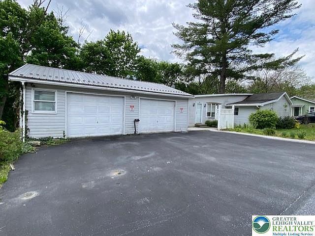 1st image of 2236 Hillside Rd