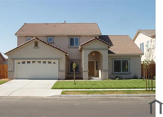 2751 Edgar Ave — Photo 1