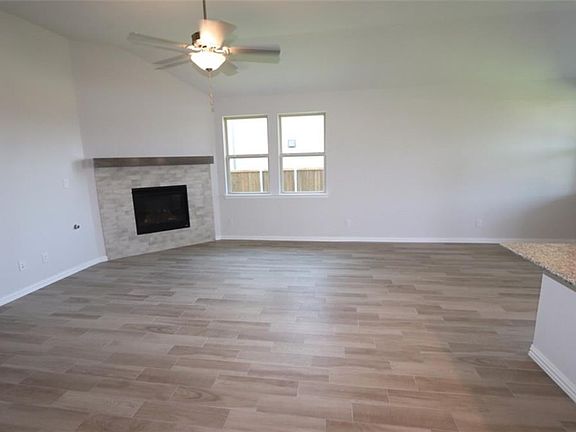 3rd image of 6025 Hightower St