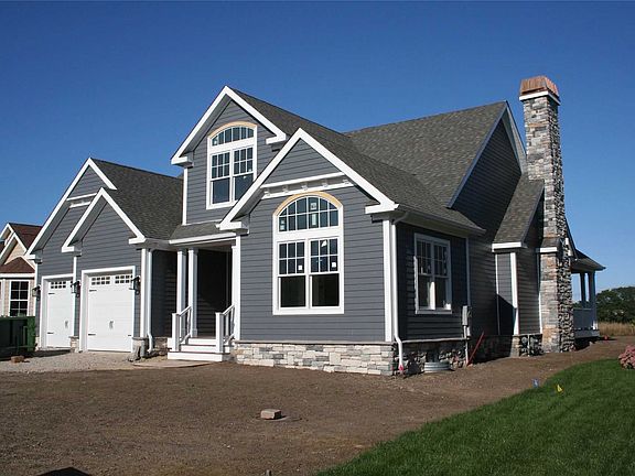 2nd image of 24 Tyler Dr