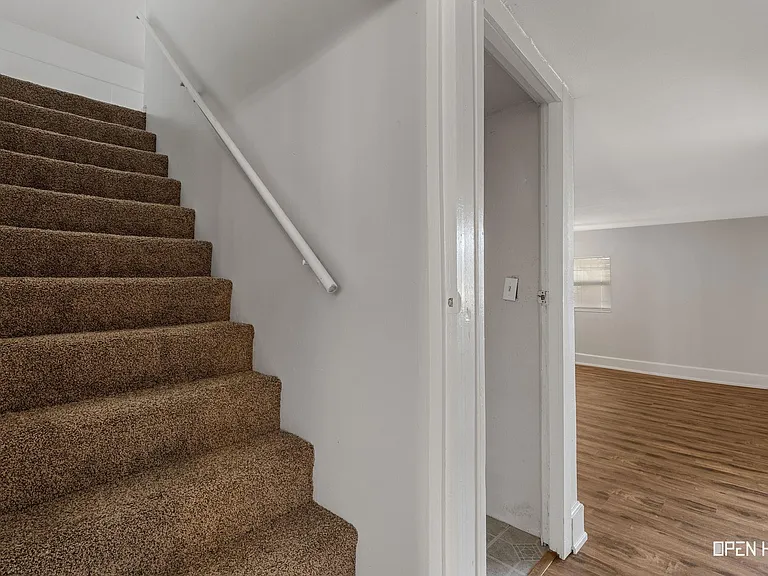 1604 Parkdale Dr — Photo 24