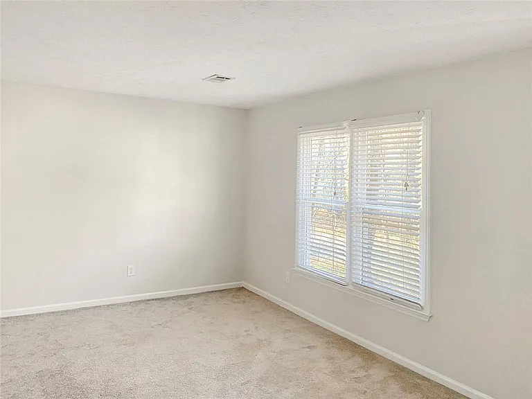 860 Crab Orchard Dr — Photo 17
