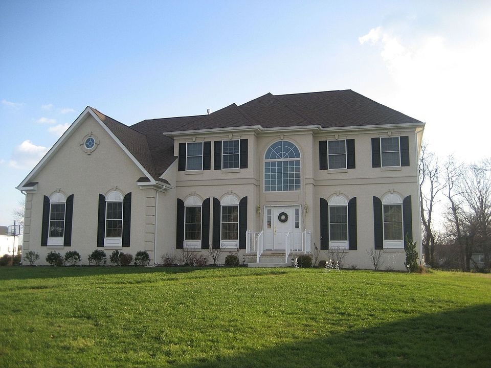 43 Stream Bank Dr, Freehold, NJ 07728 Zillow