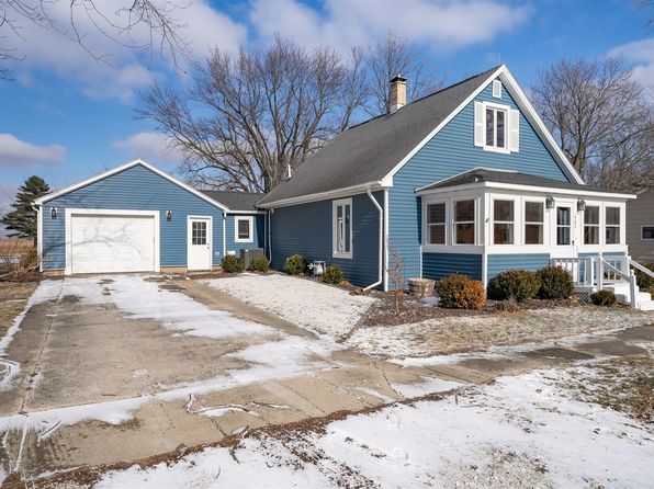 505 W North St, Stanford, IL 61774